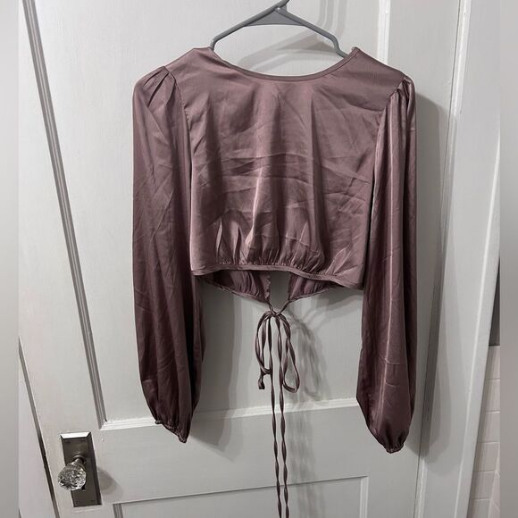 Le Lis Mauve Satin Tie-Back Blouse - Picture 1 of 3